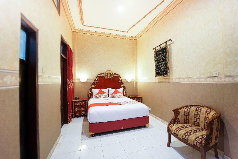 Oyo 231 Hotel Andita Syariah Surabaya Exterior photo